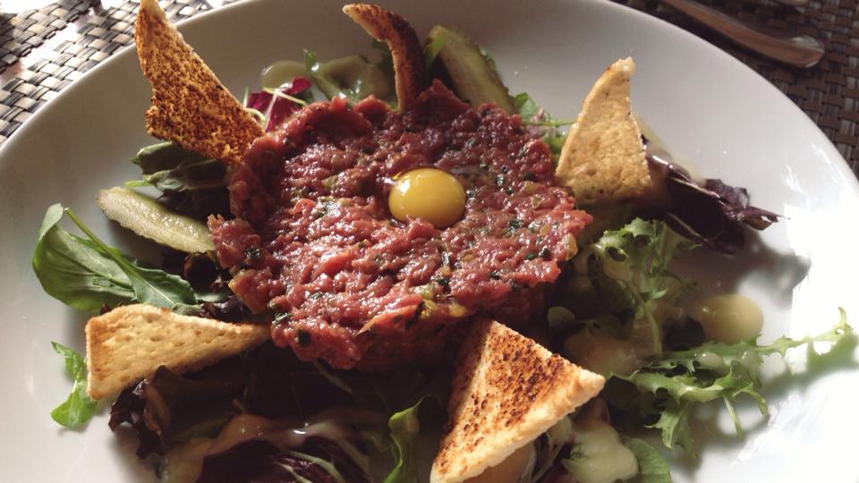 Steak Tartare - Twelve Bistrô