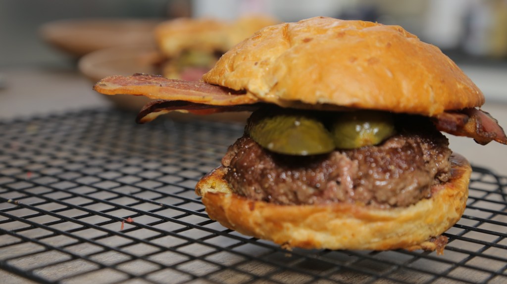 Hambúrguer com Peanut Butter do Meats!