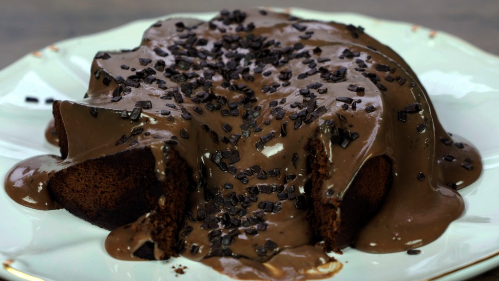 BOLO VULCÃO de BRIGADEIRO |&nbsp;Receita