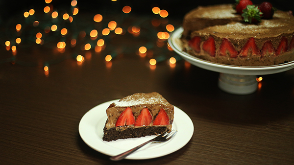 Bolo Mousse de Chocolate com Morango |&nbsp;Receita