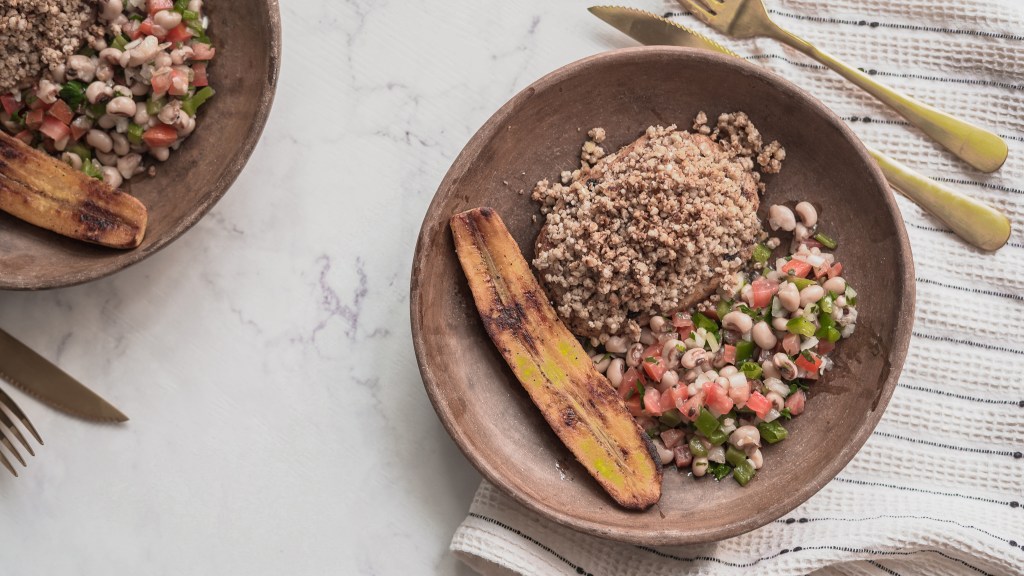 Pirarucu com Banana da Terra e Vinagrete de Feijão |&nbsp;Receita