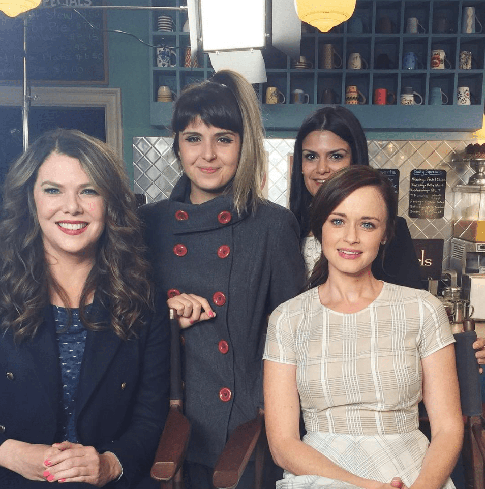 Eu ENTREVISTEI o elenco de GILMORE&nbsp;GIRLS!