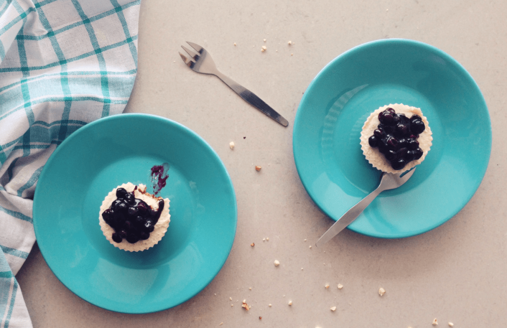 CHEESECAKE com CALDA de BLUEBERRY | Receita&nbsp;Vegana