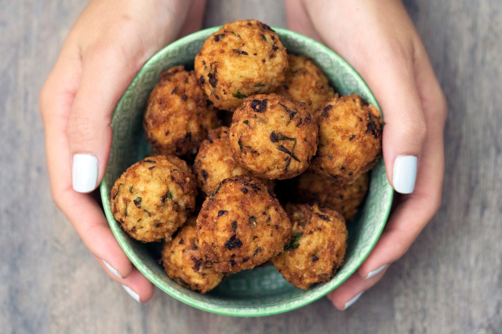 BOLINHO de ARROZ com QUEIJO |&nbsp;Receita